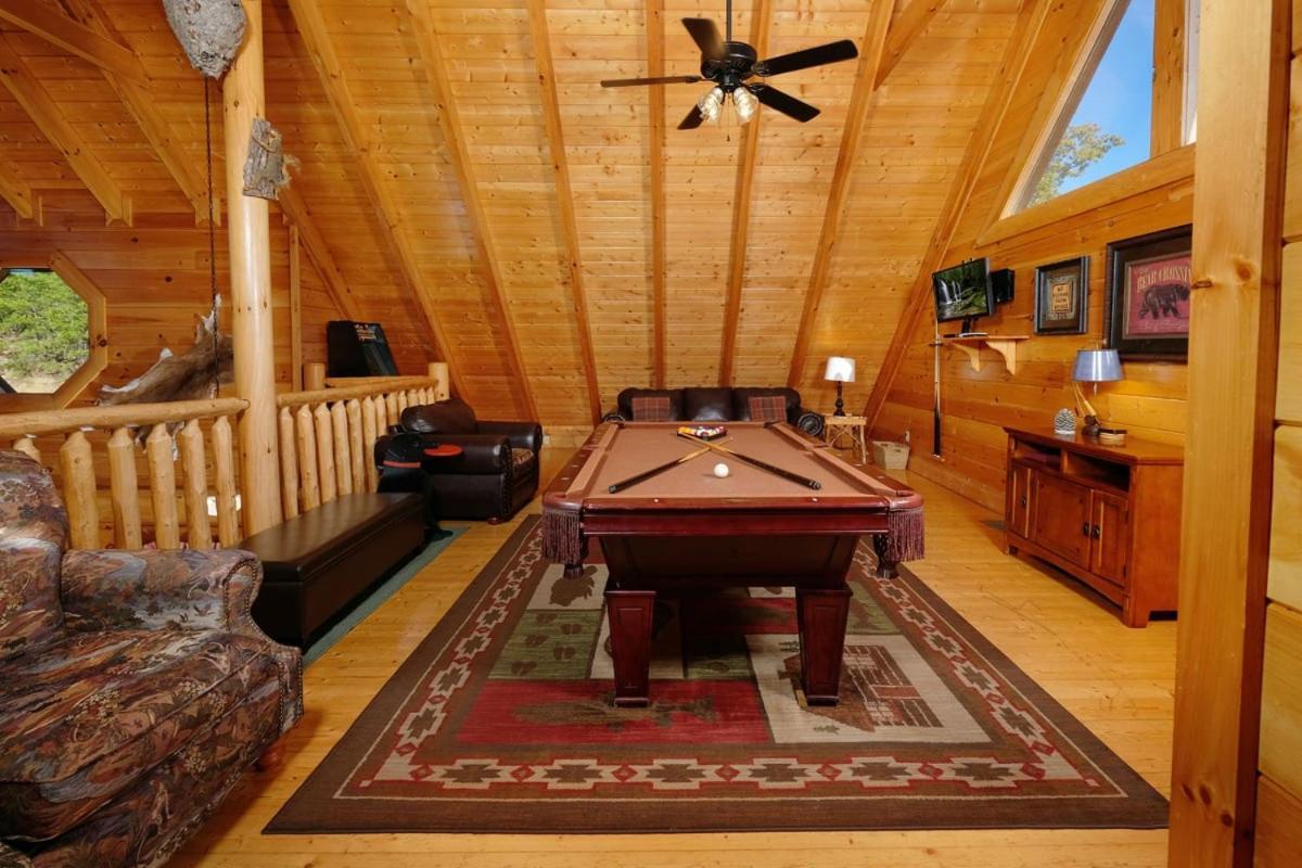 Holiday home Modern 2br Hot Tub Pool Table Free Attraction Tickets Pigeon Forge