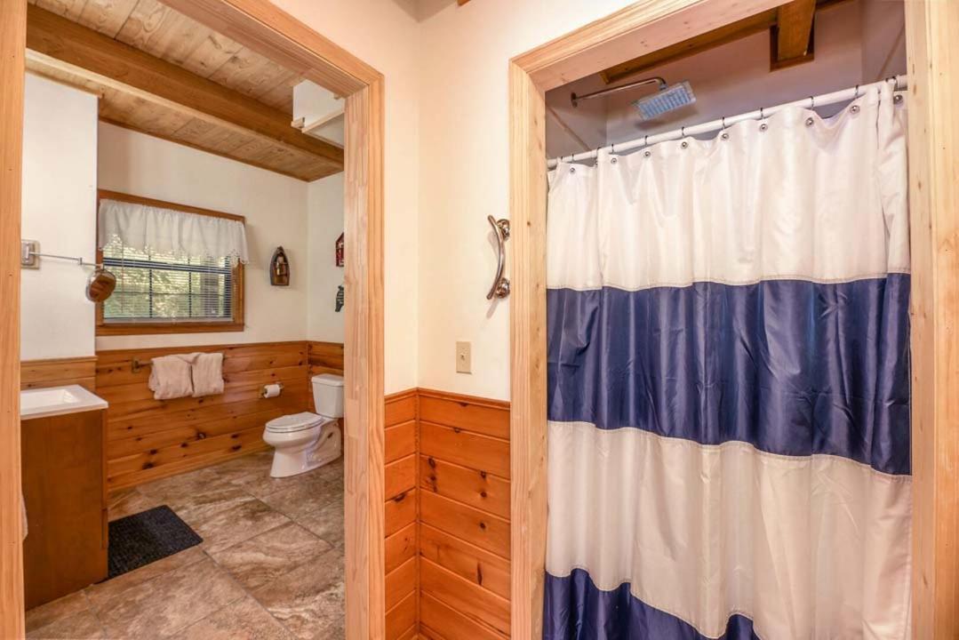 A Mountain Haven By Colonial * Pigeon Forge