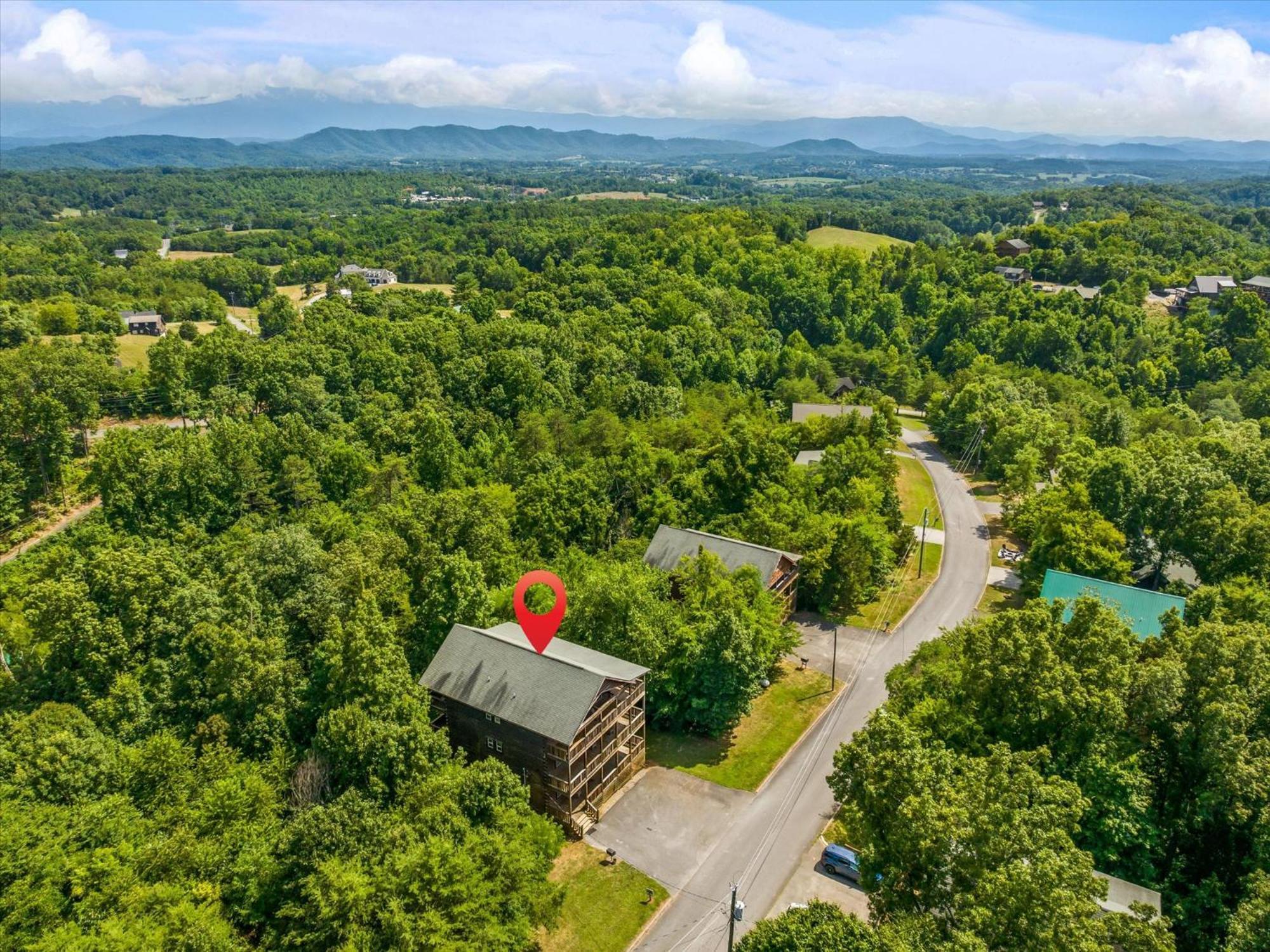 Holiday home Spacious 6br Views Gameroom Theater Hot Tub Free Attraction Tickets Pigeon Forge