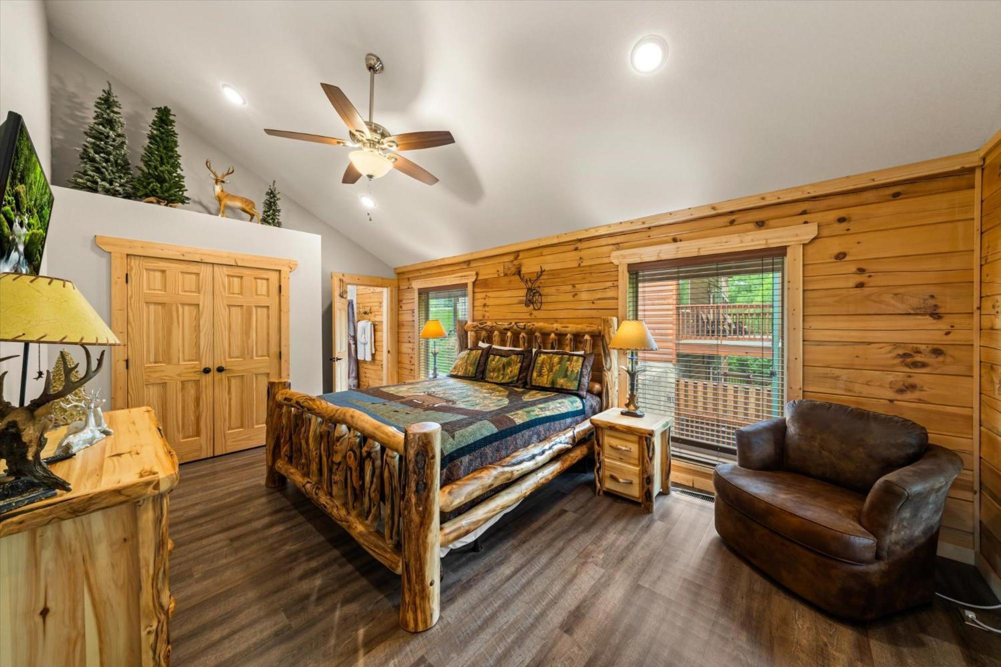 Holiday home Cozy 2br Theater Gameroom Hot Tub Free Attraction Tickets Pigeon Forge