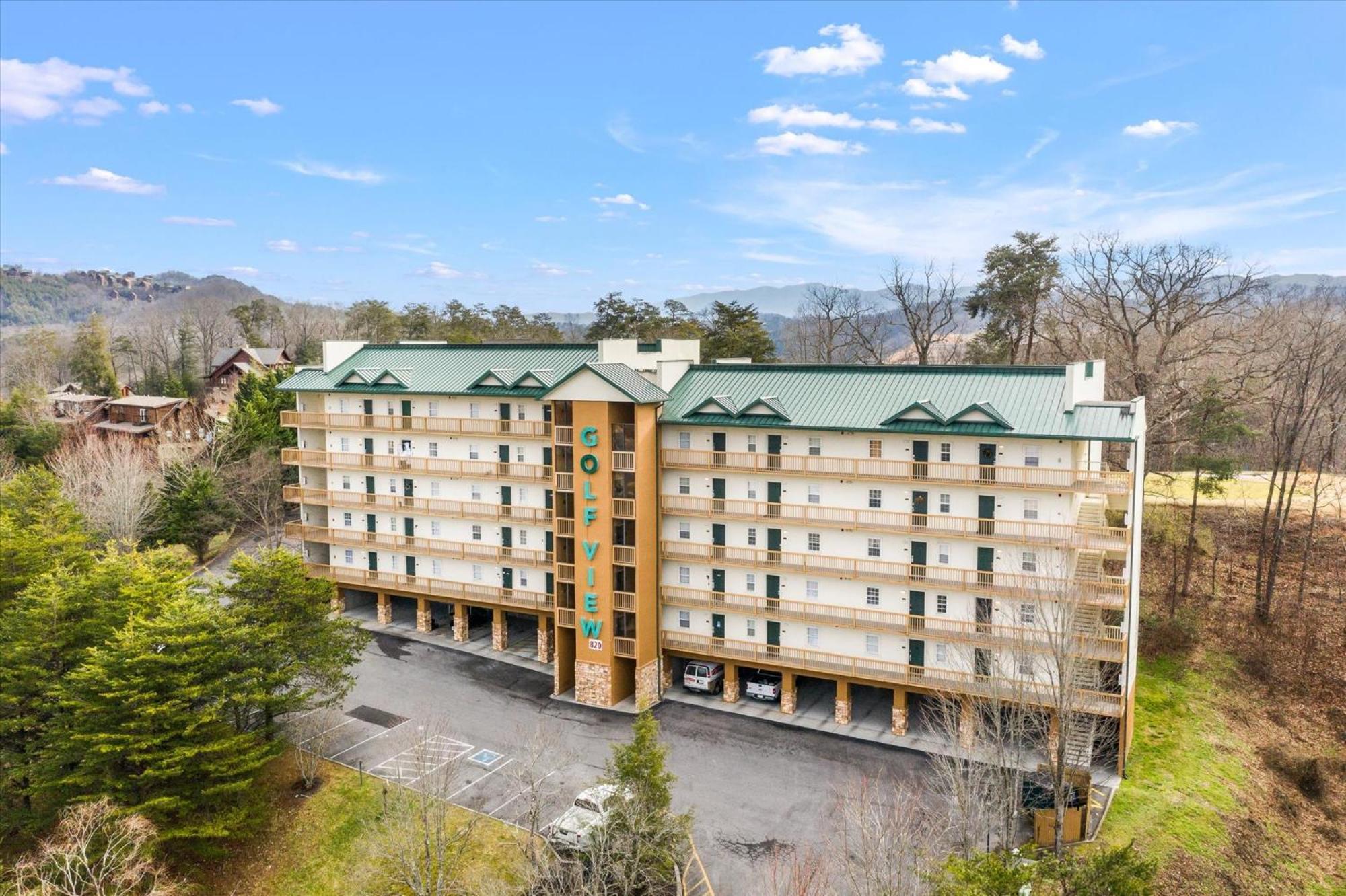 Luxurious 1br 5 Min To Pkwy Pigeon Forge