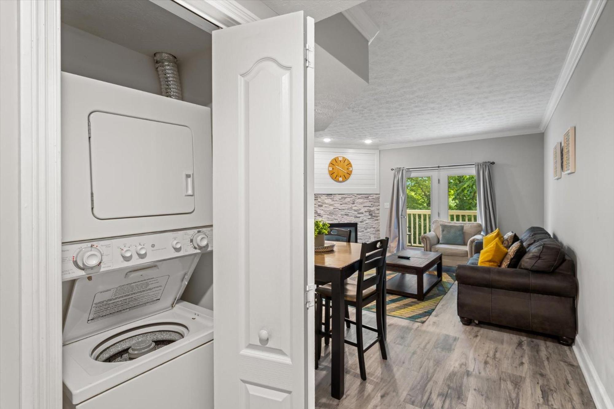 Luxurious 1br 5 Min To Pkwy *