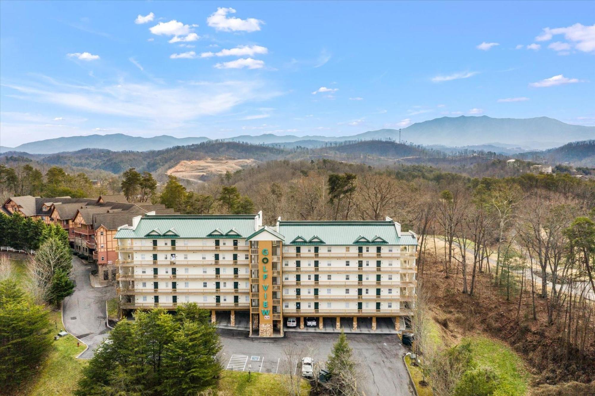 Holiday home Luxurious 1br 5 Min To Pkwy *