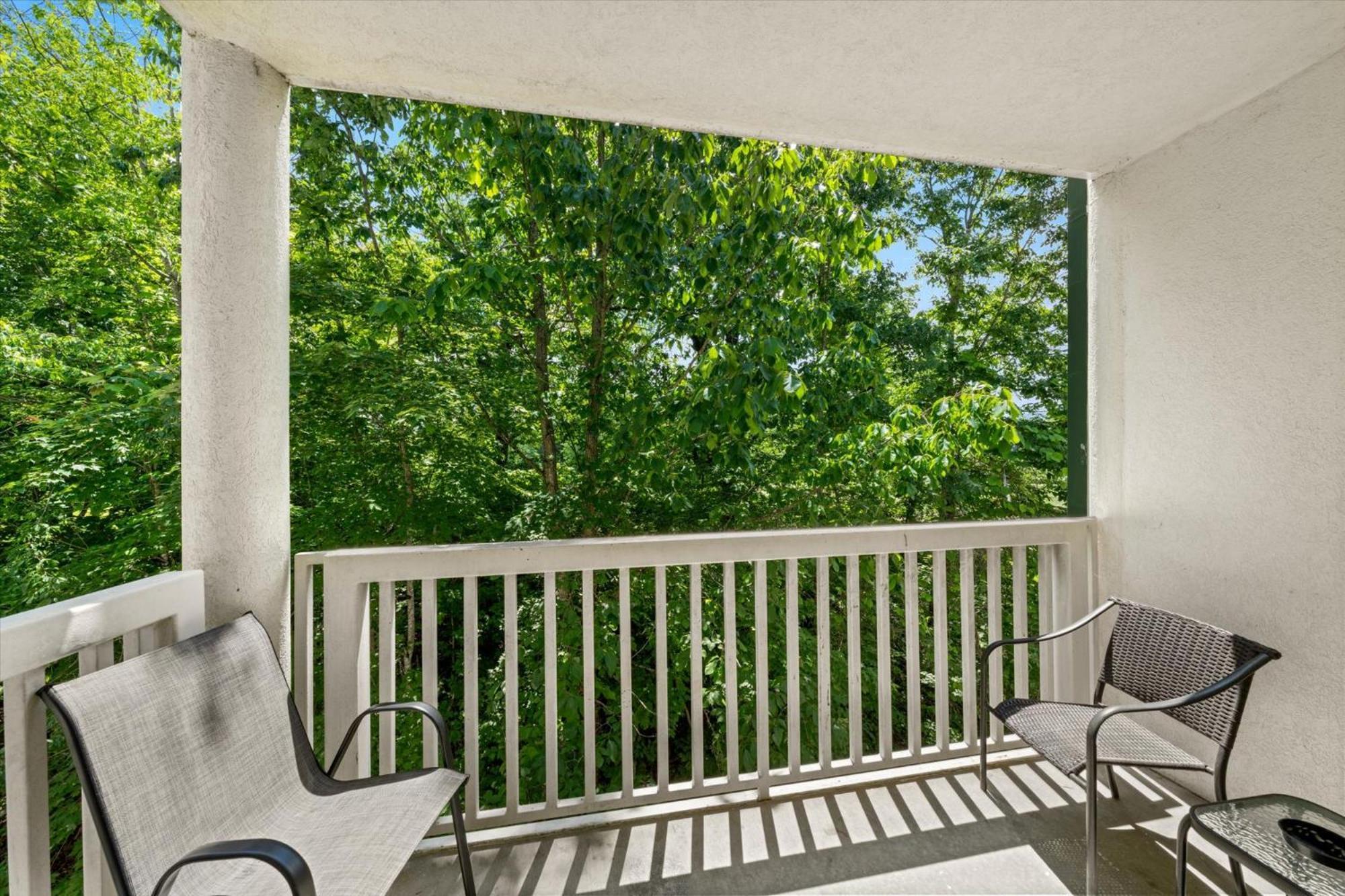 Luxurious 1br 5 Min To Pkwy Holiday home