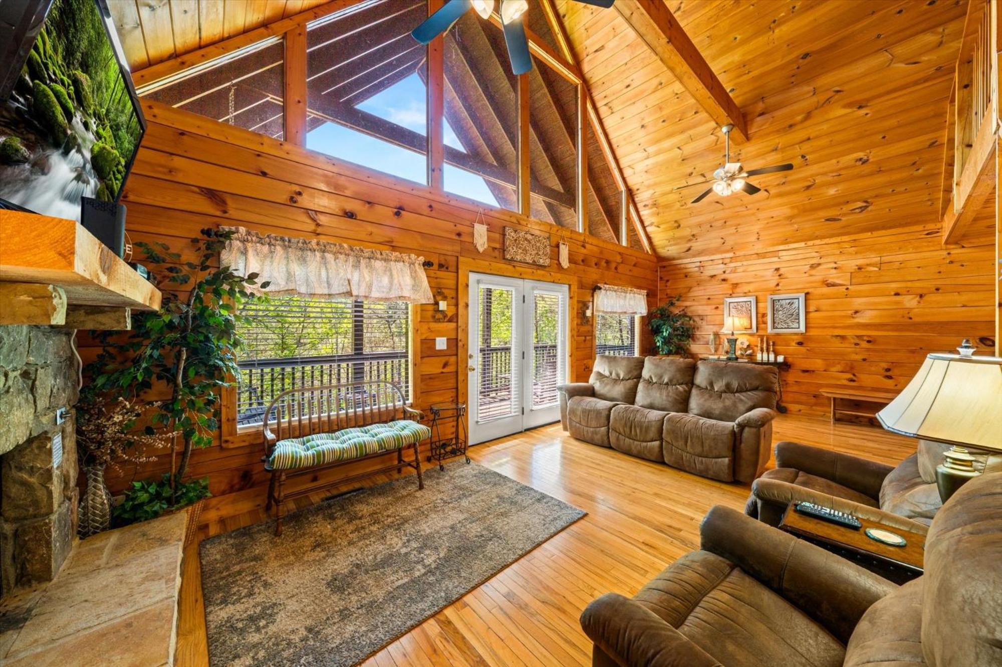 Holiday home Spacious 5br 7 Min To Pkwy Hot Tub Pigeon Forge