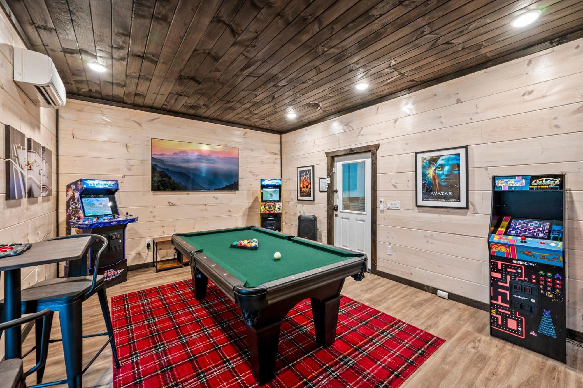 Magnolia Pool Holiday home