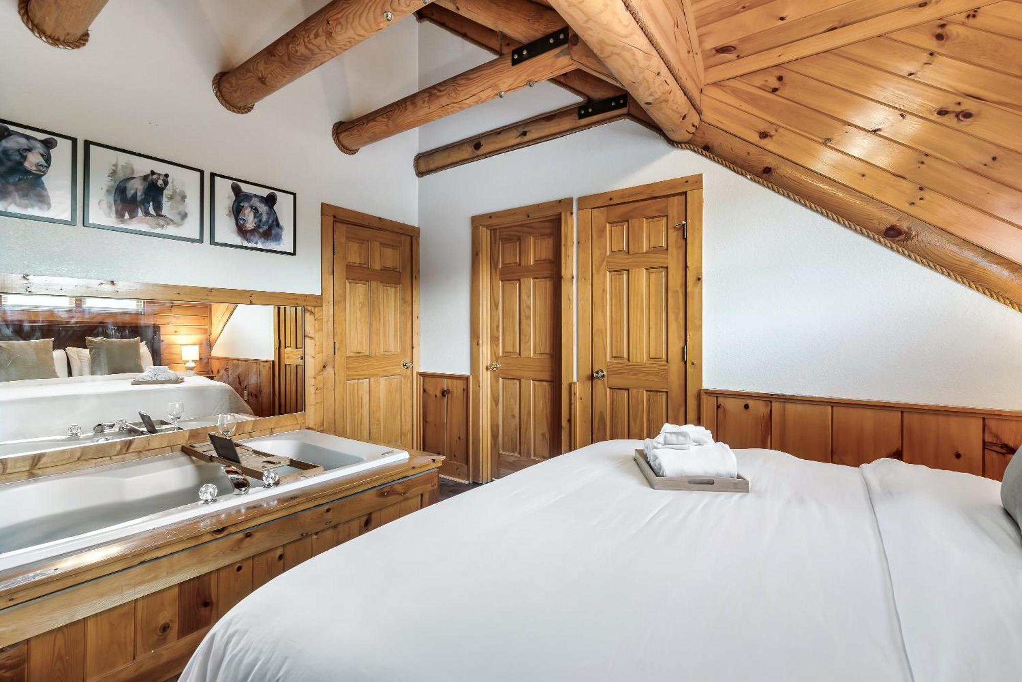 Pet Friendly 2br Just 5 Min To Pkwy! Free Attraction Tickets