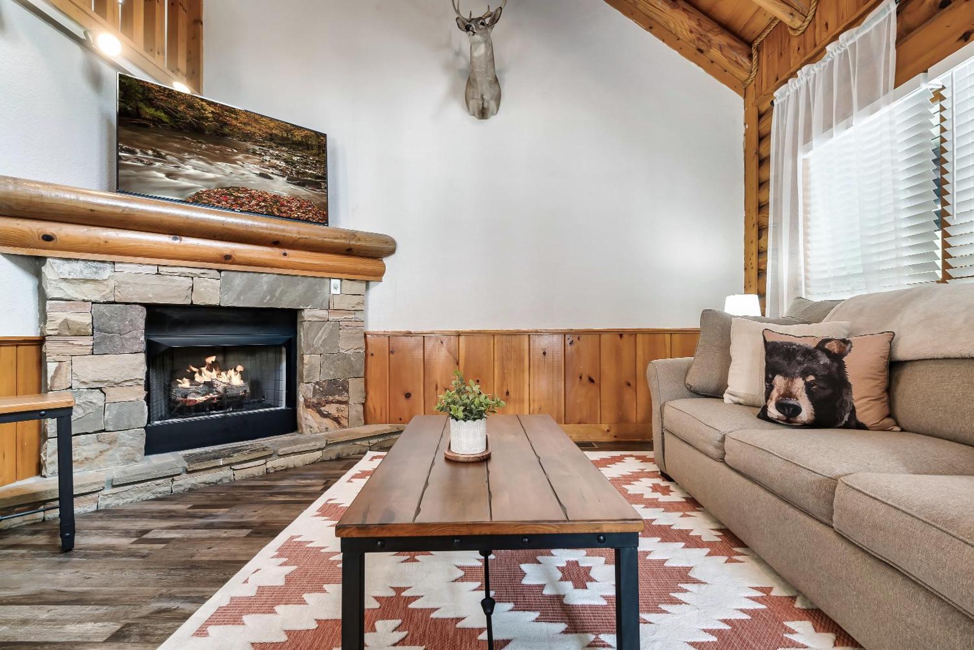 Pet Friendly 2br Just 5 Min To Pkwy! Free Attraction Tickets Holiday home *