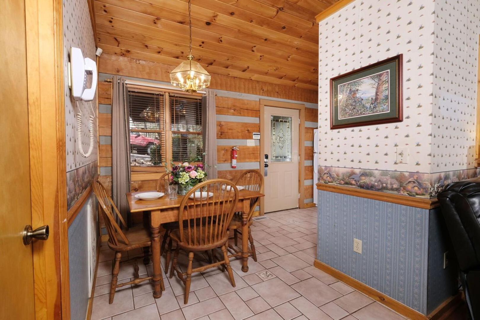 Cozy 2br Hot Tub Free Attraction Tickets *