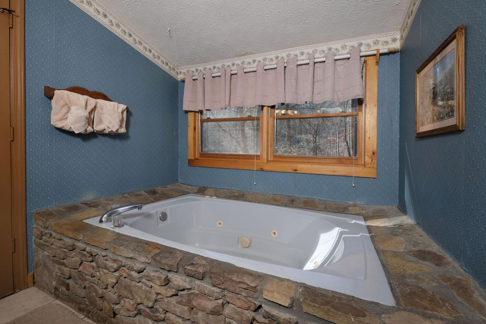 Cozy 2br Hot Tub Free Attraction Tickets * Pigeon Forge