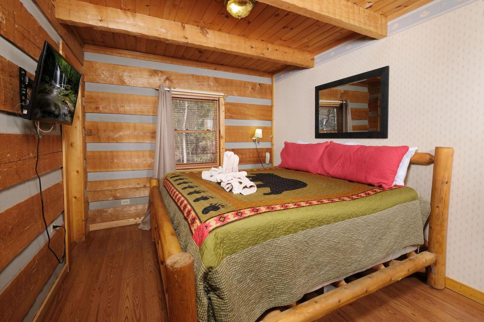 Cozy 2br Hot Tub Free Attraction Tickets Holiday home