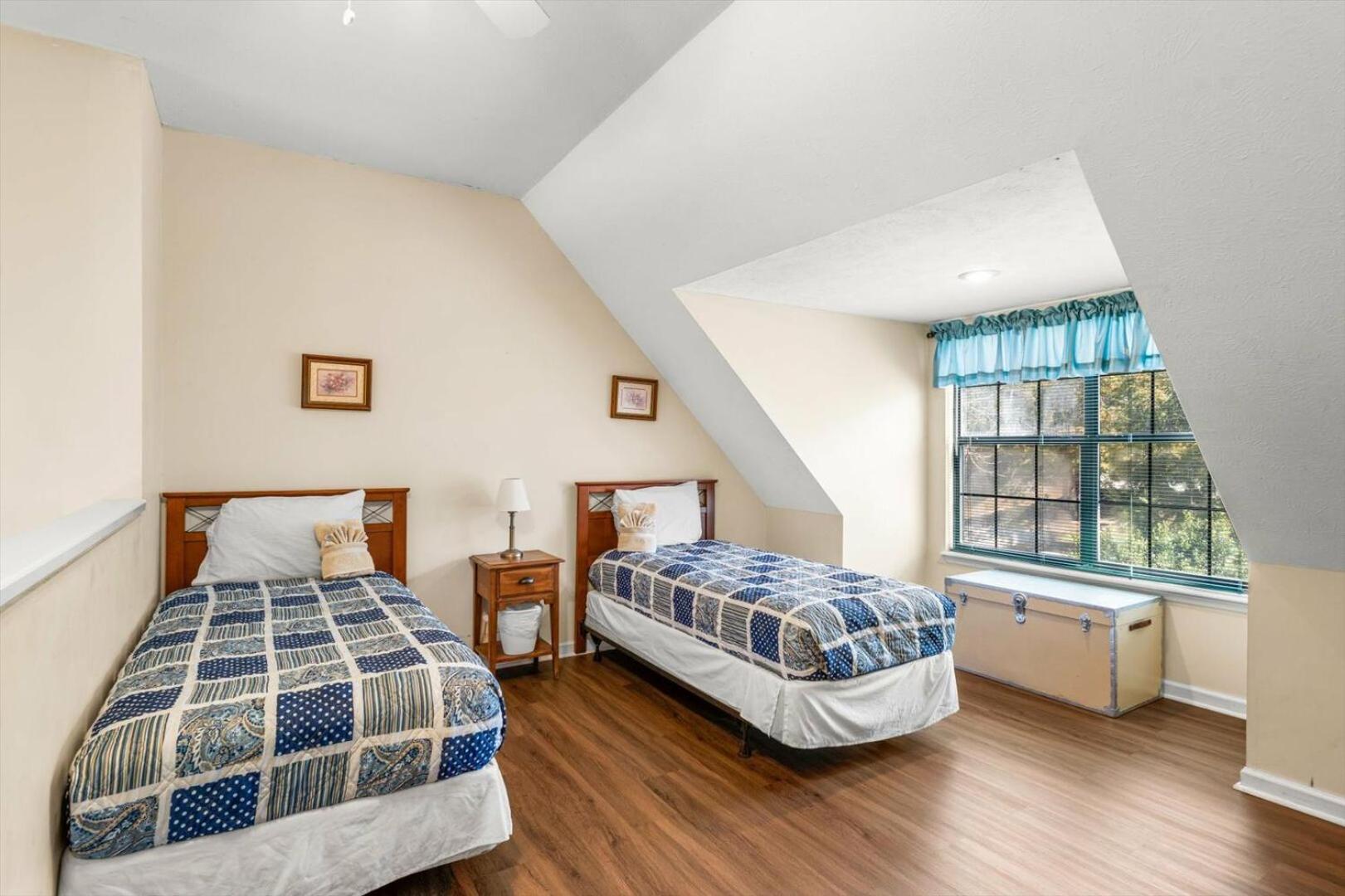 Relaxing 2br 10 Min To Pkwy! Free Attraction Tickets