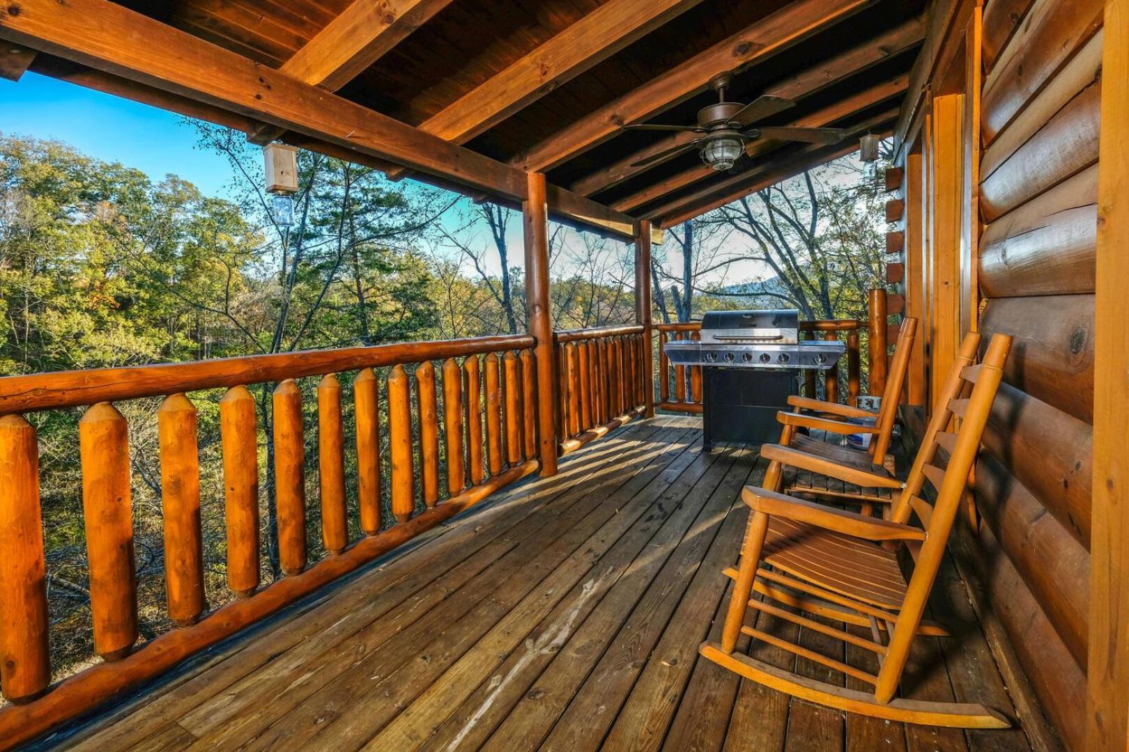 Cozy 1br Ziplines Hot Tub Pool Table Free Attraction Tickets