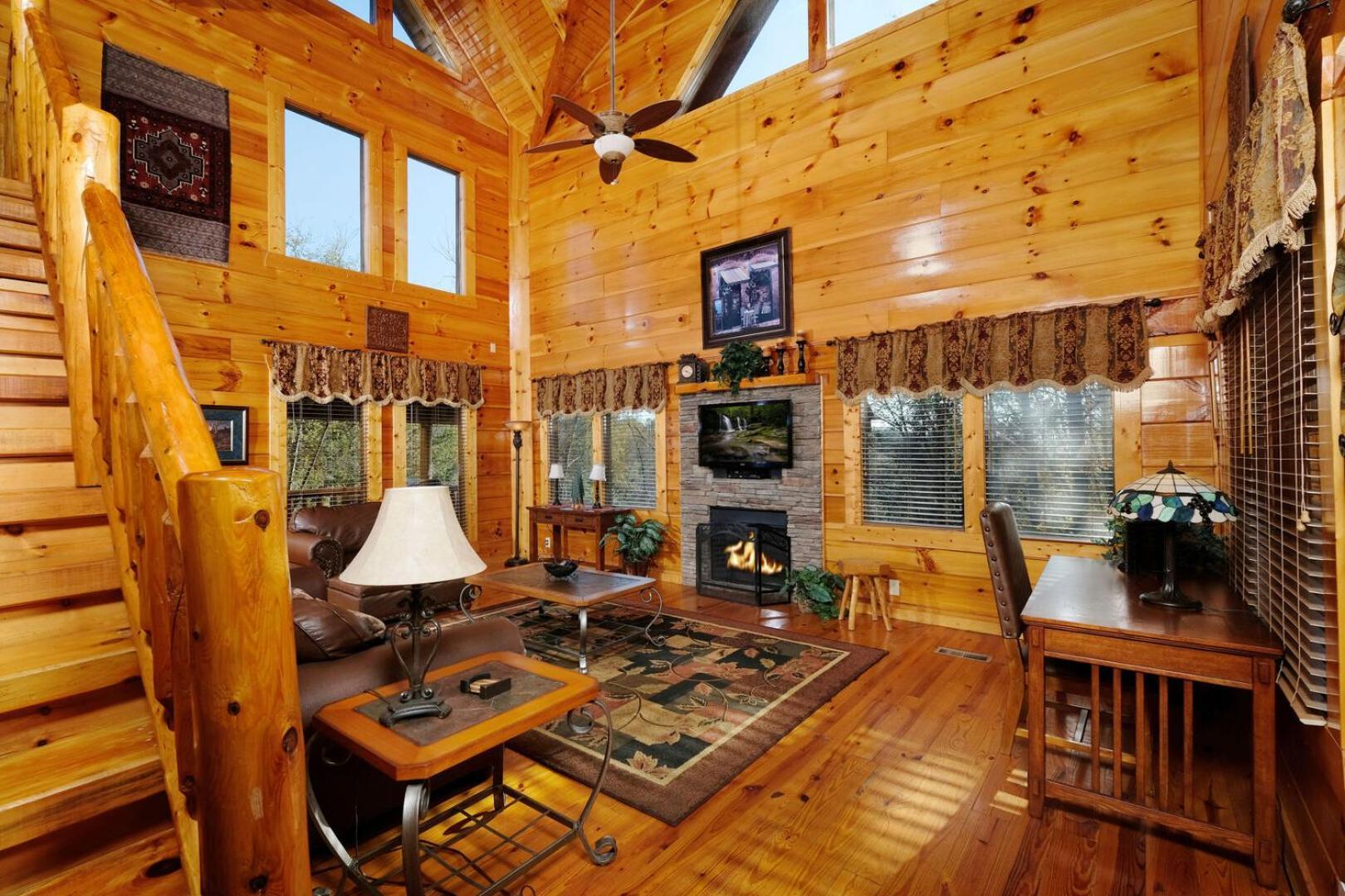 Holiday home Cozy 1br Ziplines Hot Tub Pool Table Free Attraction Tickets Pigeon Forge