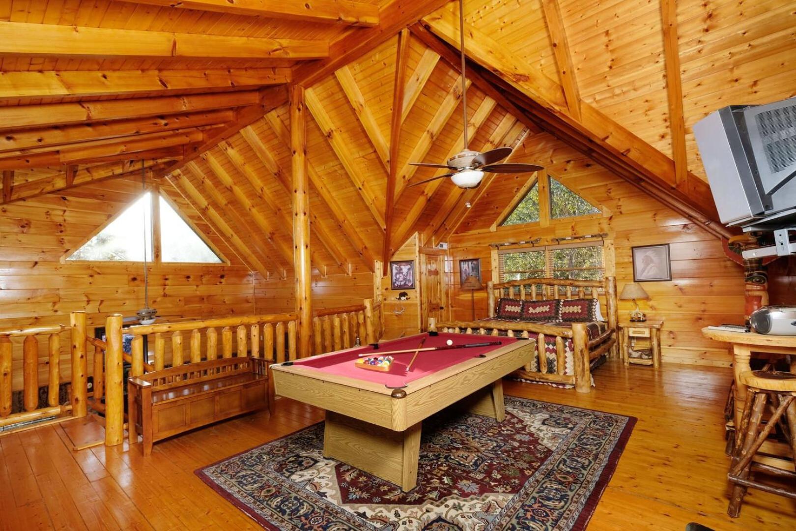 Cozy 1br Ziplines Hot Tub Pool Table Free Attraction Tickets Pigeon Forge