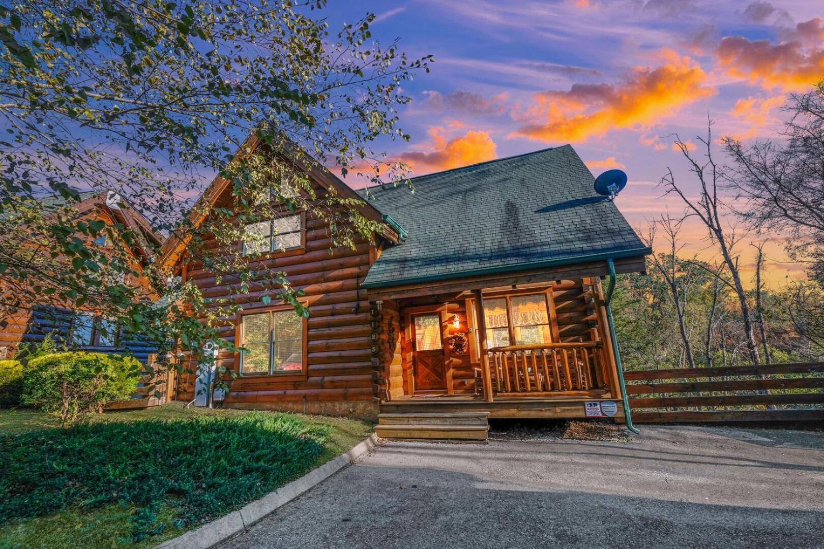 Cozy 1br Ziplines Hot Tub Pool Table Free Attraction Tickets