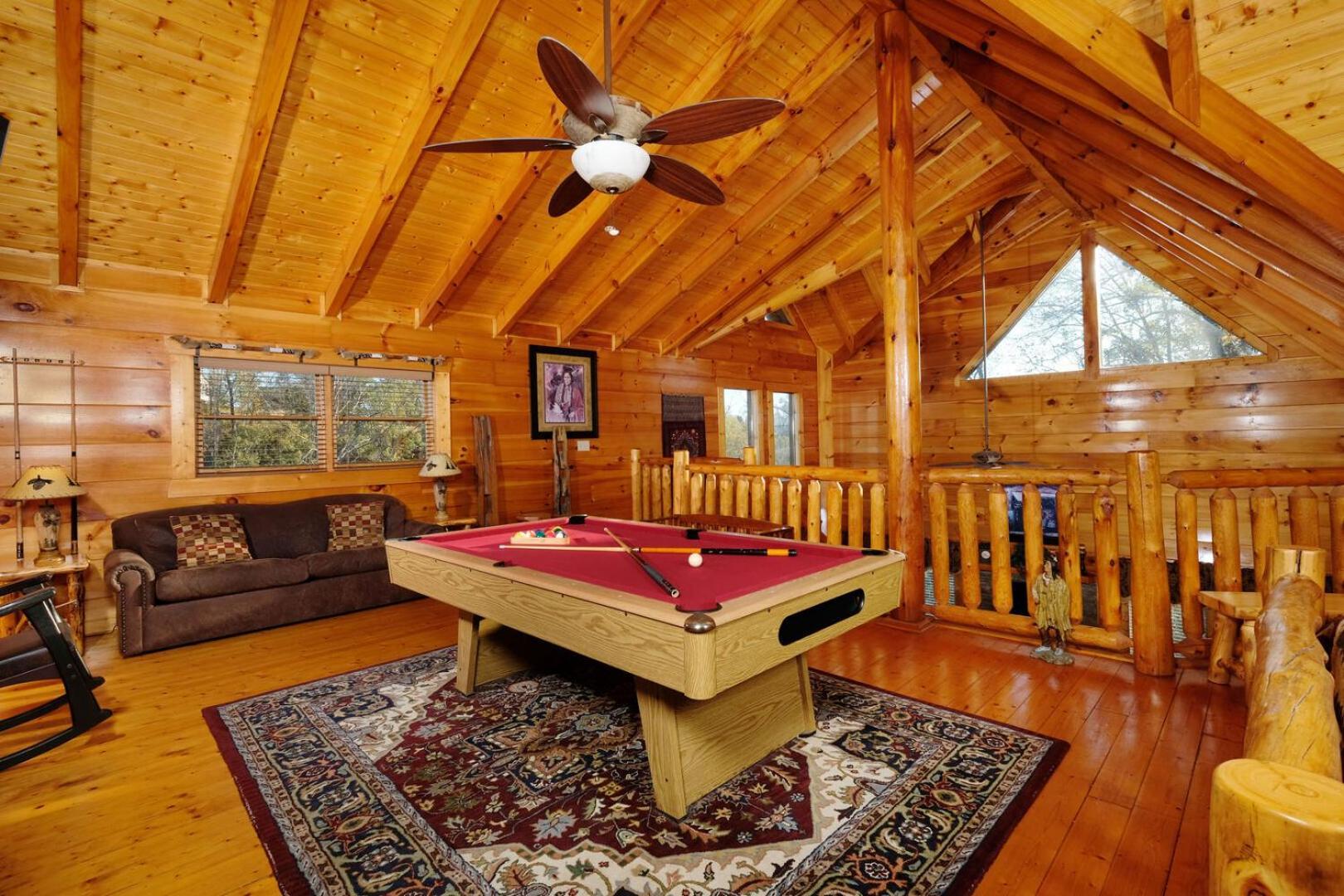 Holiday home Cozy 1br Ziplines Hot Tub Pool Table Free Attraction Tickets *