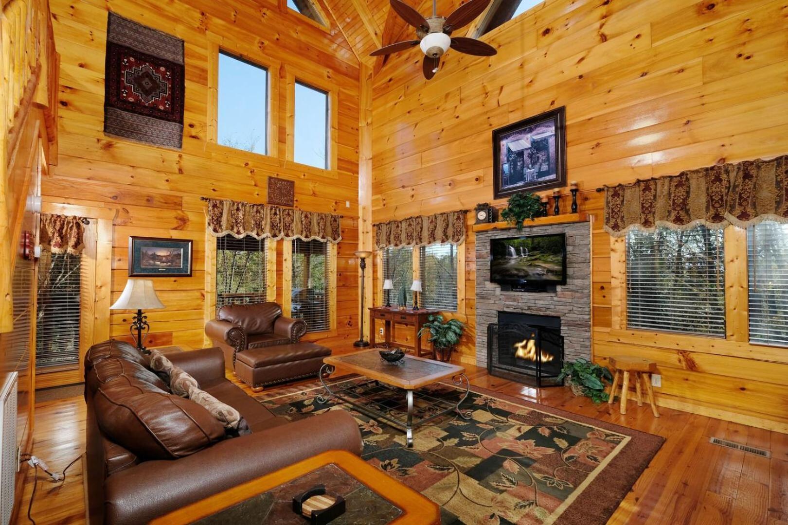 Cozy 1br Ziplines Hot Tub Pool Table Free Attraction Tickets Holiday home