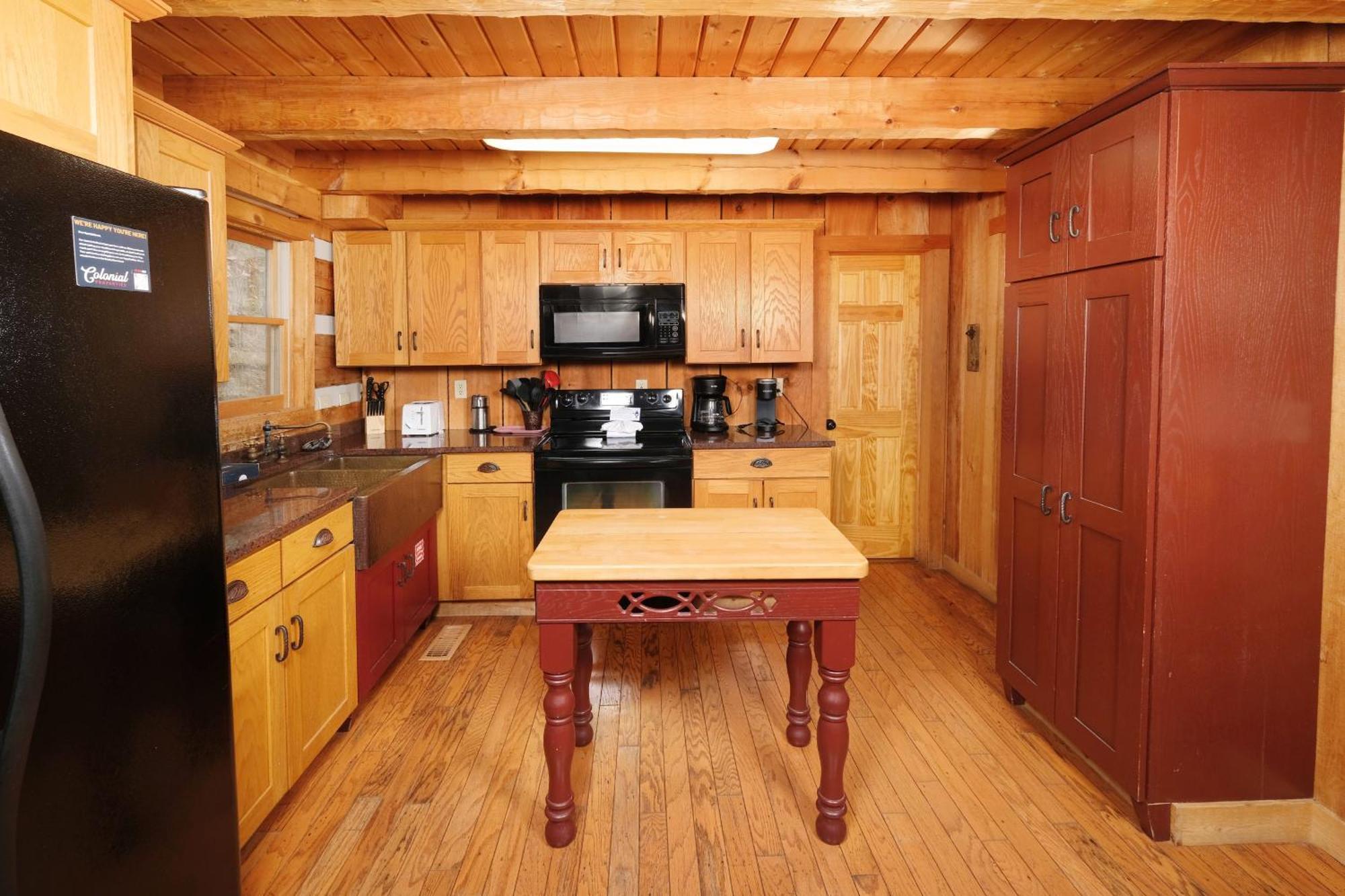 Cozy 1br Stunning Views Hot Tub Fire Pit Free Attraction Tickets *