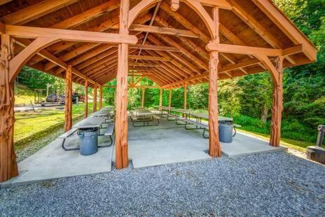 Big Timber By Colonial Properties Pigeon Forge