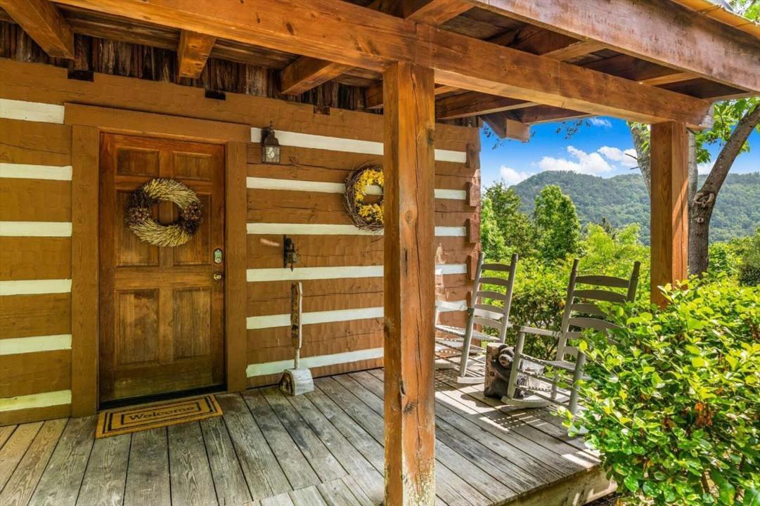 Holiday home Black Bear's Den By Colonial Pigeon Forge