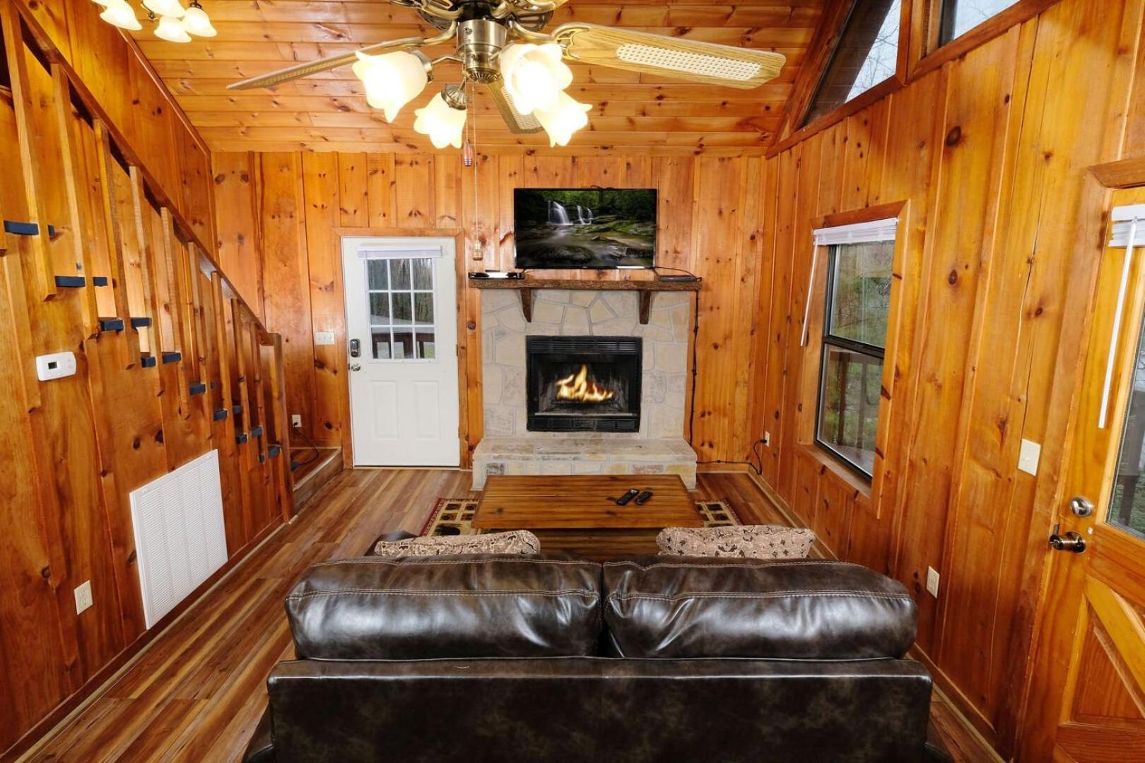 Holiday home Romantic 1br Hot Tub Free Attraction Tickets Pigeon Forge