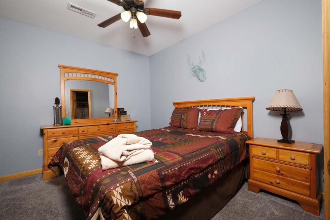 Holiday home Beauty And The Bear By Colonial Properties *