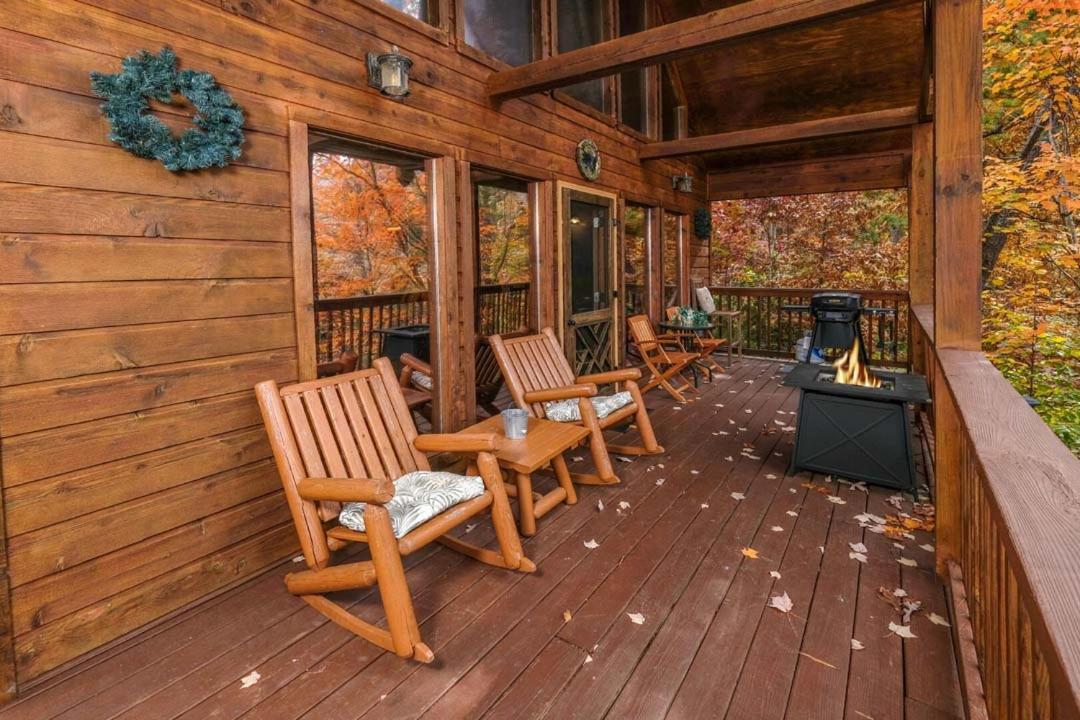 Beauty And The Bear By Colonial Properties Holiday home