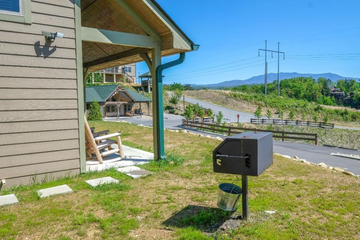 Relaxing 2br Just 5 Min To Parkway! Free Attraction Tickets Holiday home Pigeon Forge