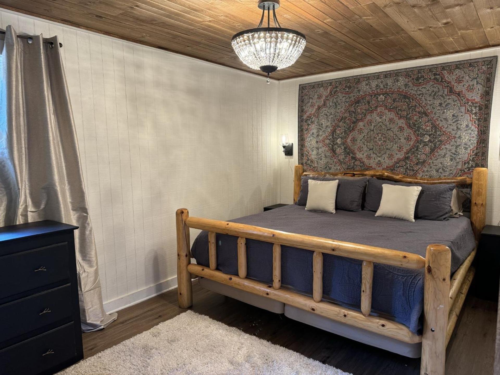 Bluff Mountain View Holiday home