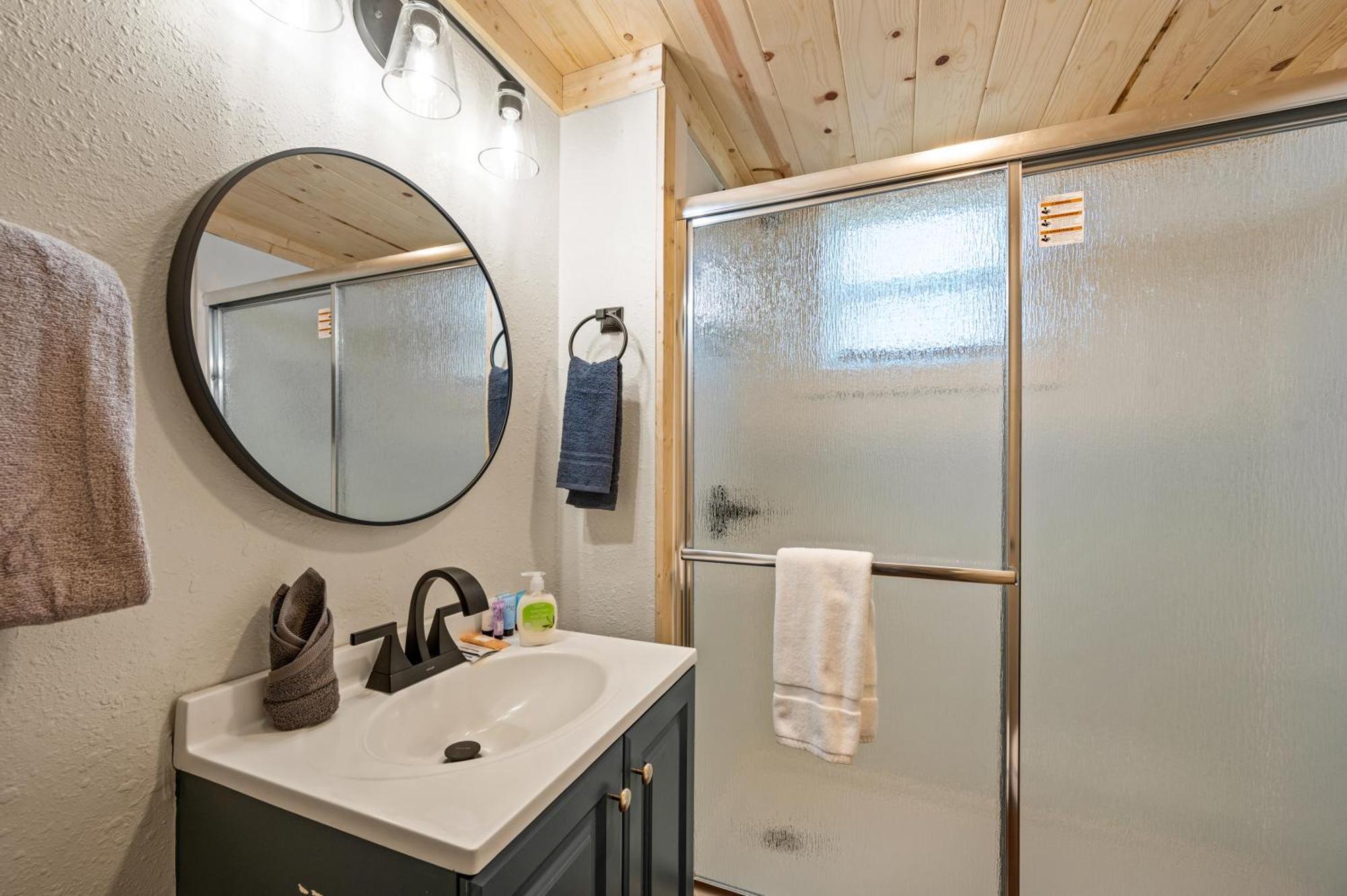 Location, Hot Tub, Theater, Grill, Ez Roads Pigeon Forge
