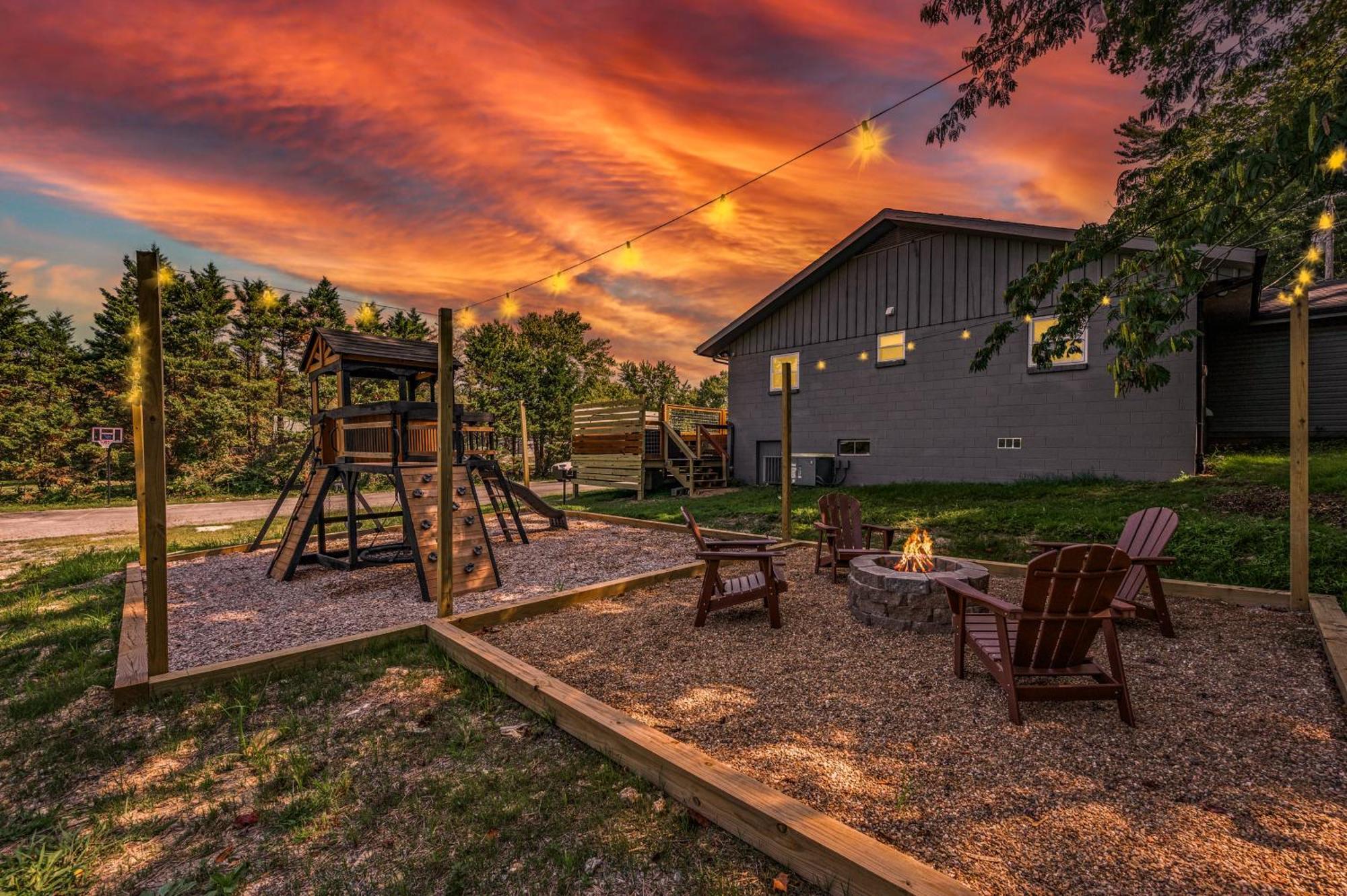 Location, Hot Tub, Theater, Grill, Ez Roads *