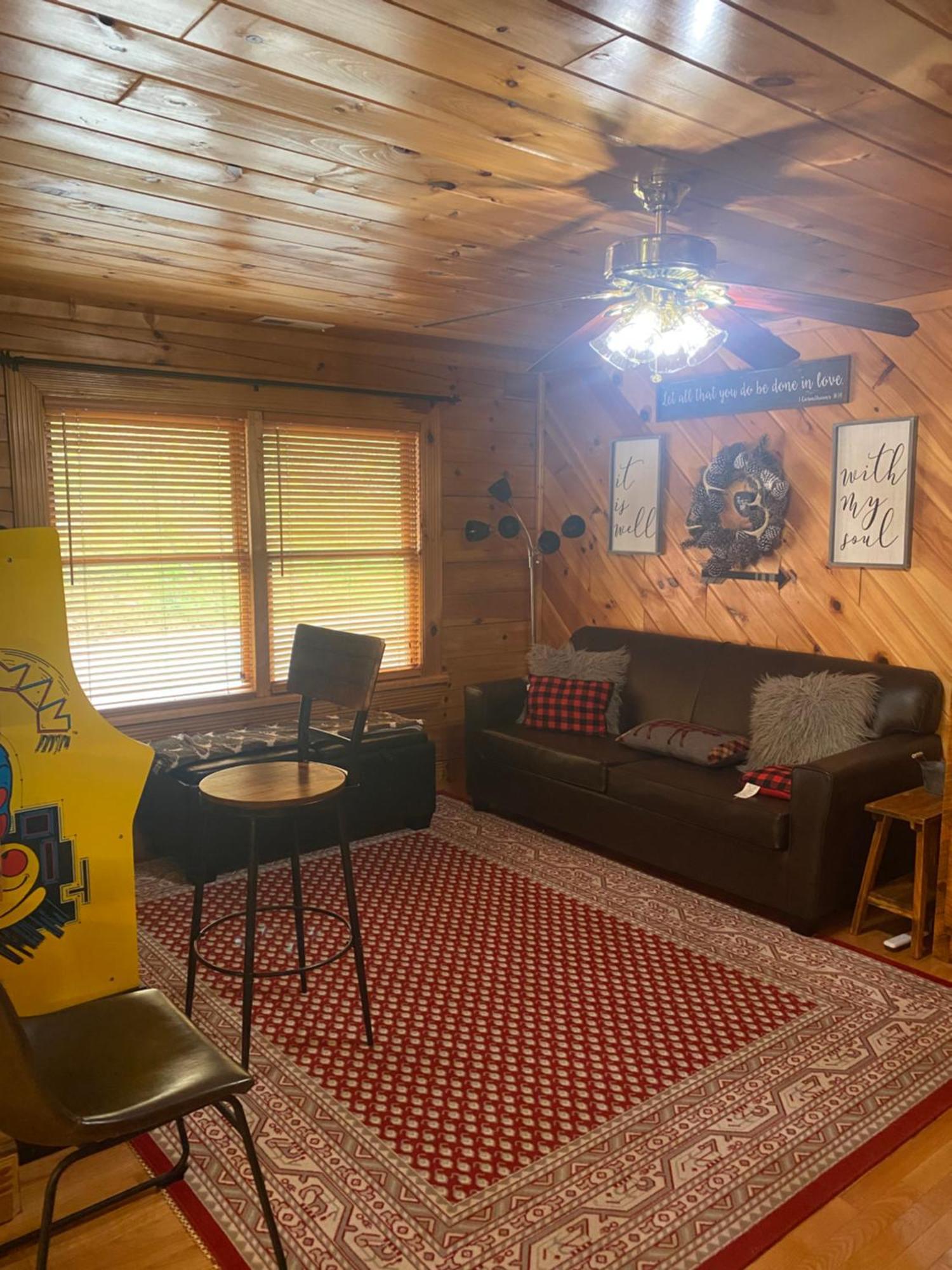 His Promises Chalet Pigeon Forge