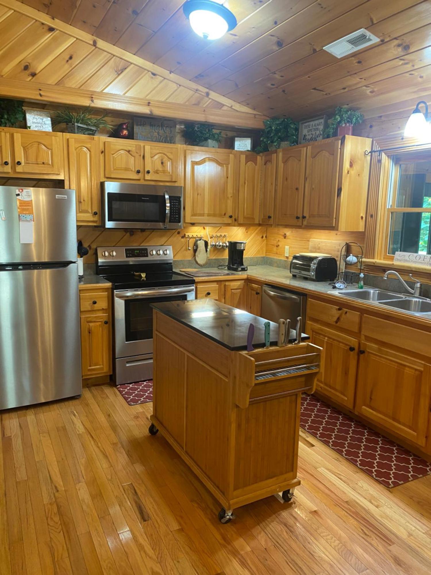 Chalet His Promises Pigeon Forge