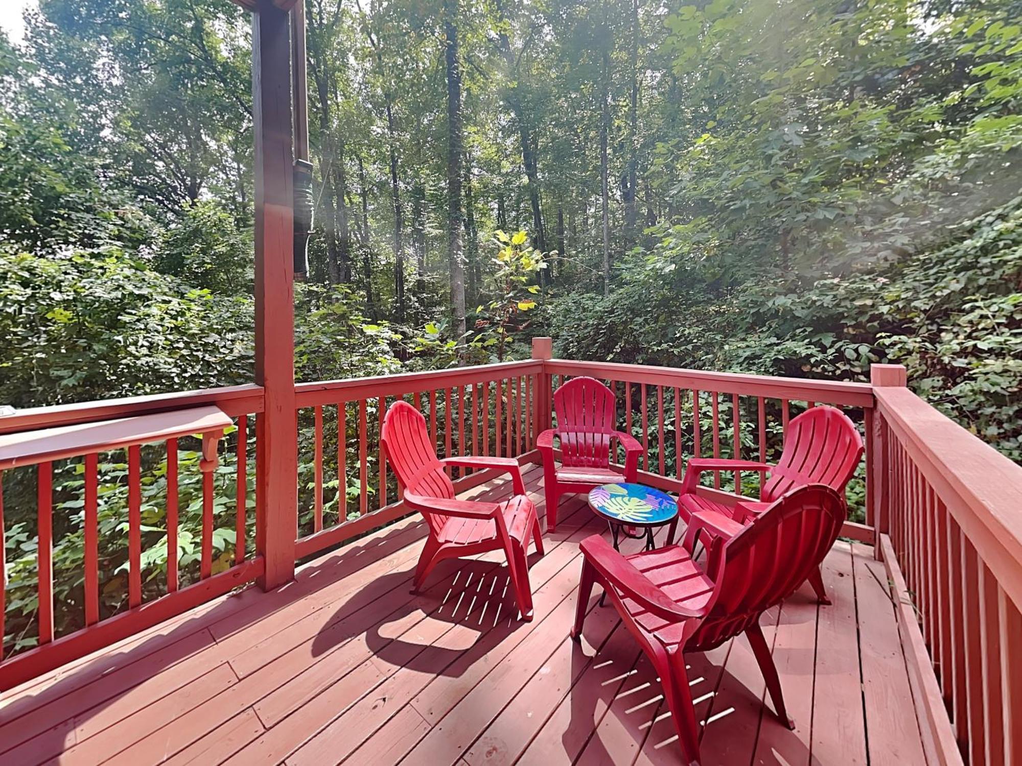 Splashing Sunrise, 2 Bedrooms, Private Pool, Arcade, Hot Tub, Sleeps 6 *