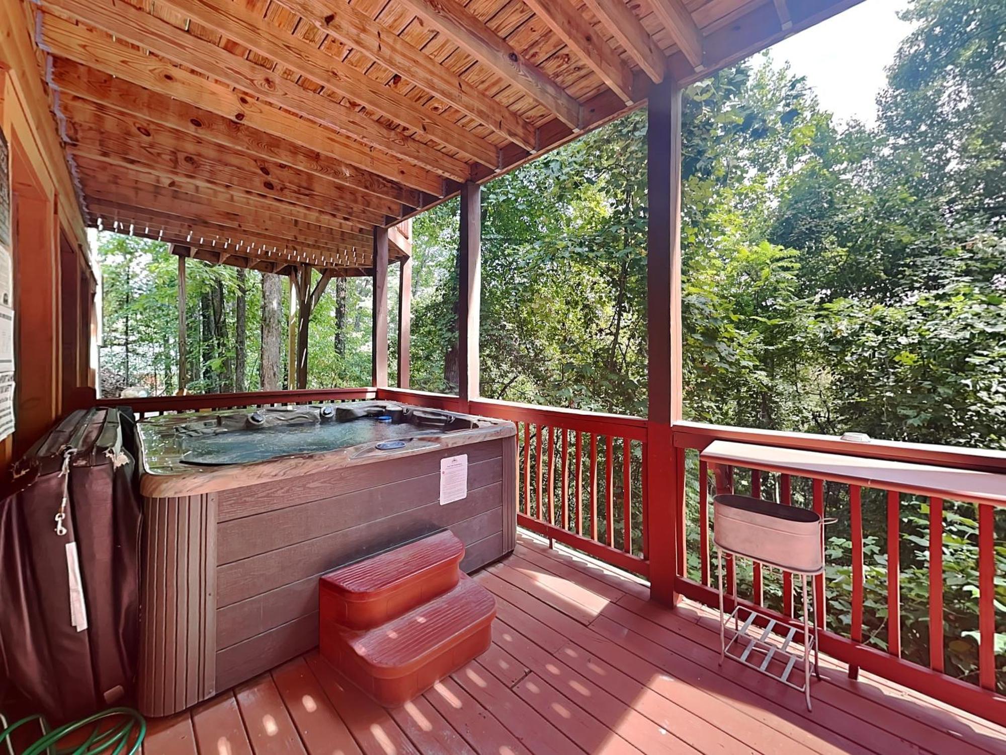 Splashing Sunrise, 2 Bedrooms, Private Pool, Arcade, Hot Tub, Sleeps 6 Pigeon Forge