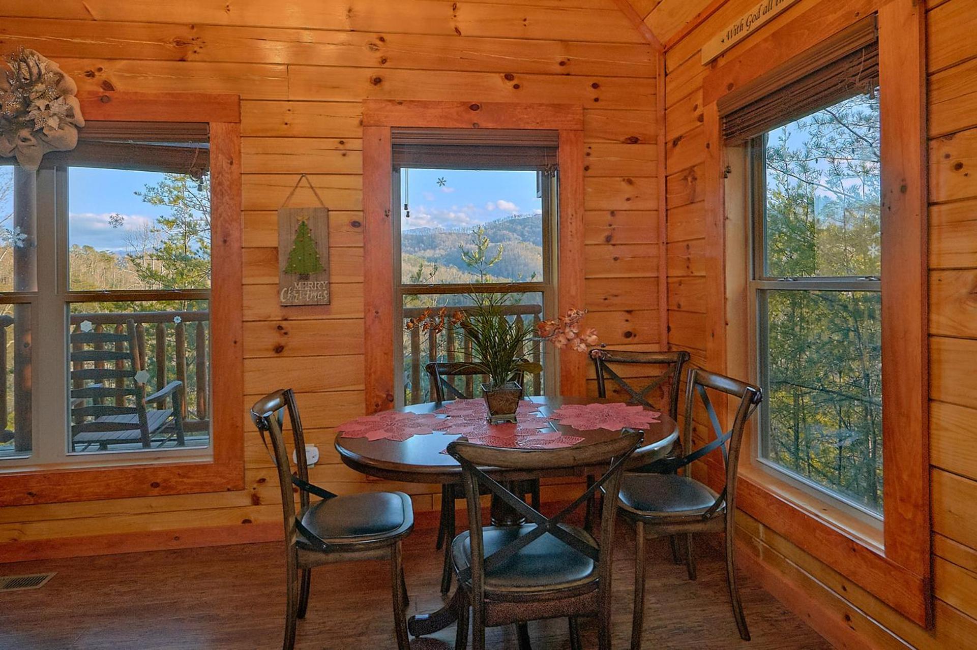 Reindeer Bay Pigeon Forge