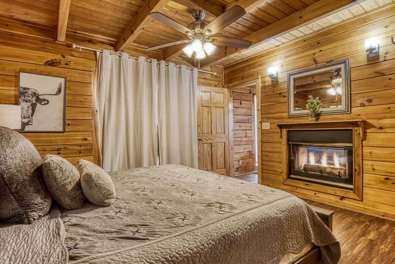 Holiday home Amazing Views, Pool, Hot Tub, Pool Table, Arcade *