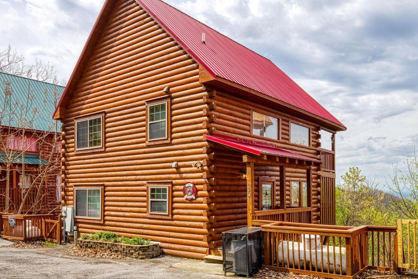 Amazing Views, Pool, Hot Tub, Pool Table, Arcade Holiday home Pigeon Forge
