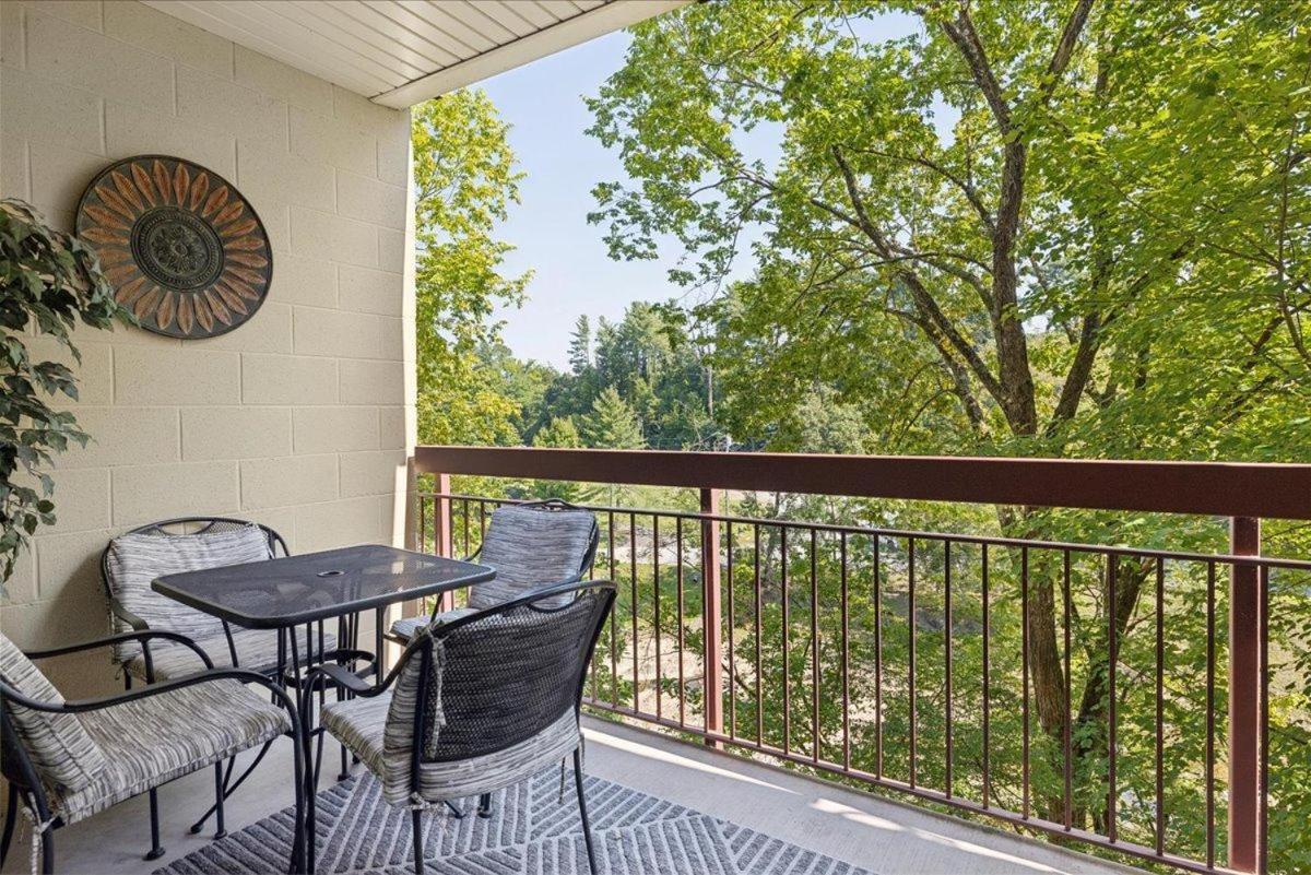 Cl303 Splash 'n' Views Holiday home Pigeon Forge