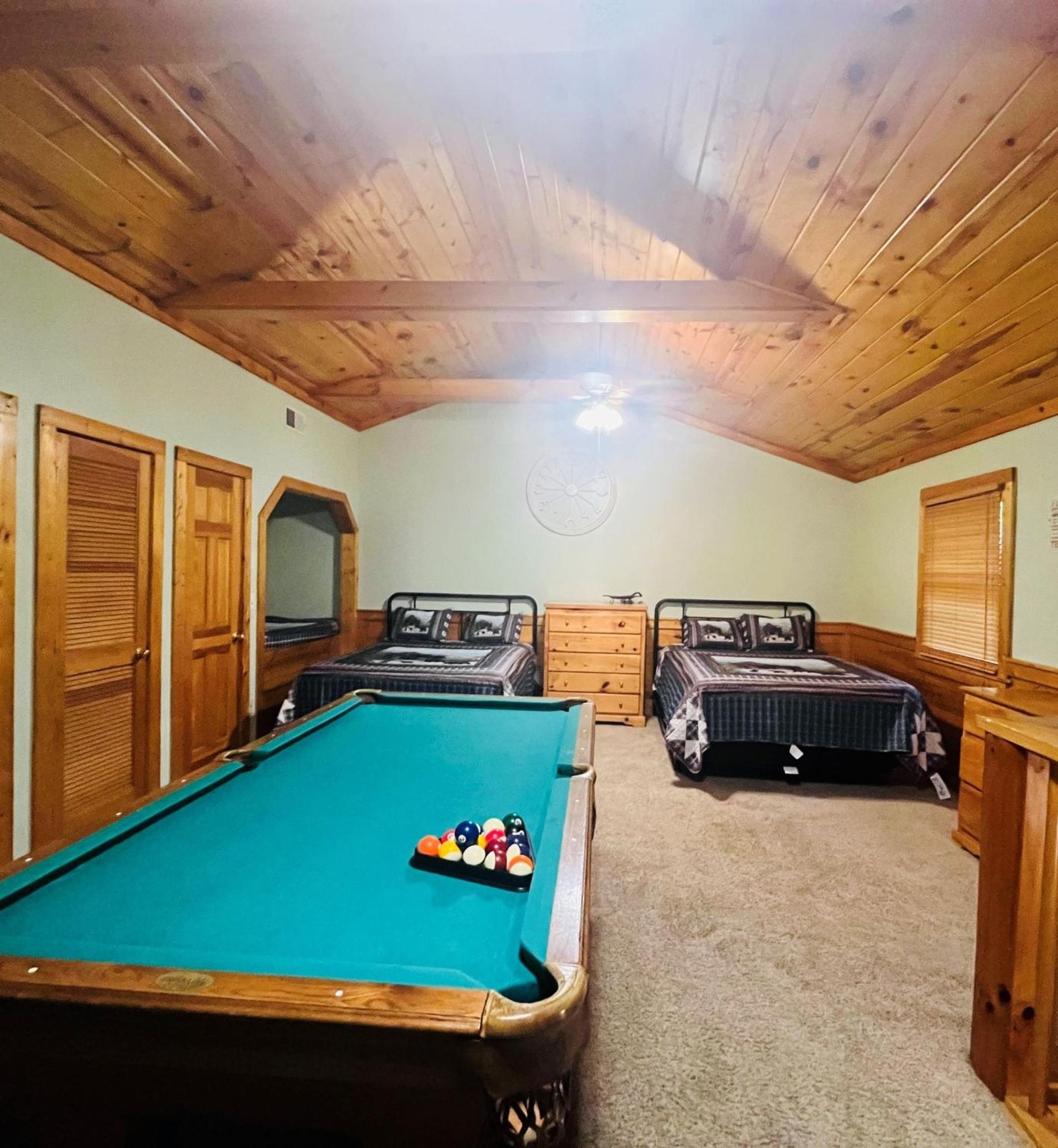 Holiday home Er97 - Squirrel's Retreat - Close To The Action In Pigeon Forge!