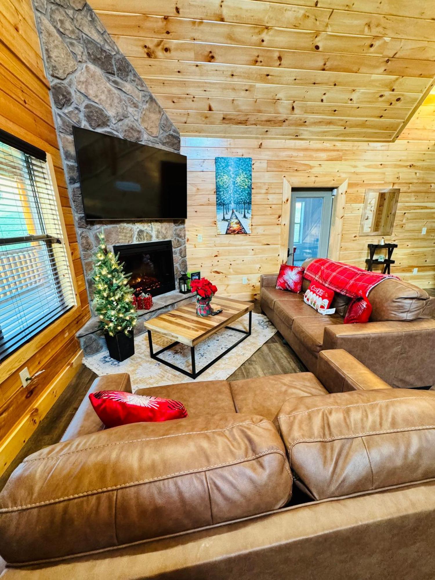Villa New! Indoor Pool/ps 5/hot Tub/parkway