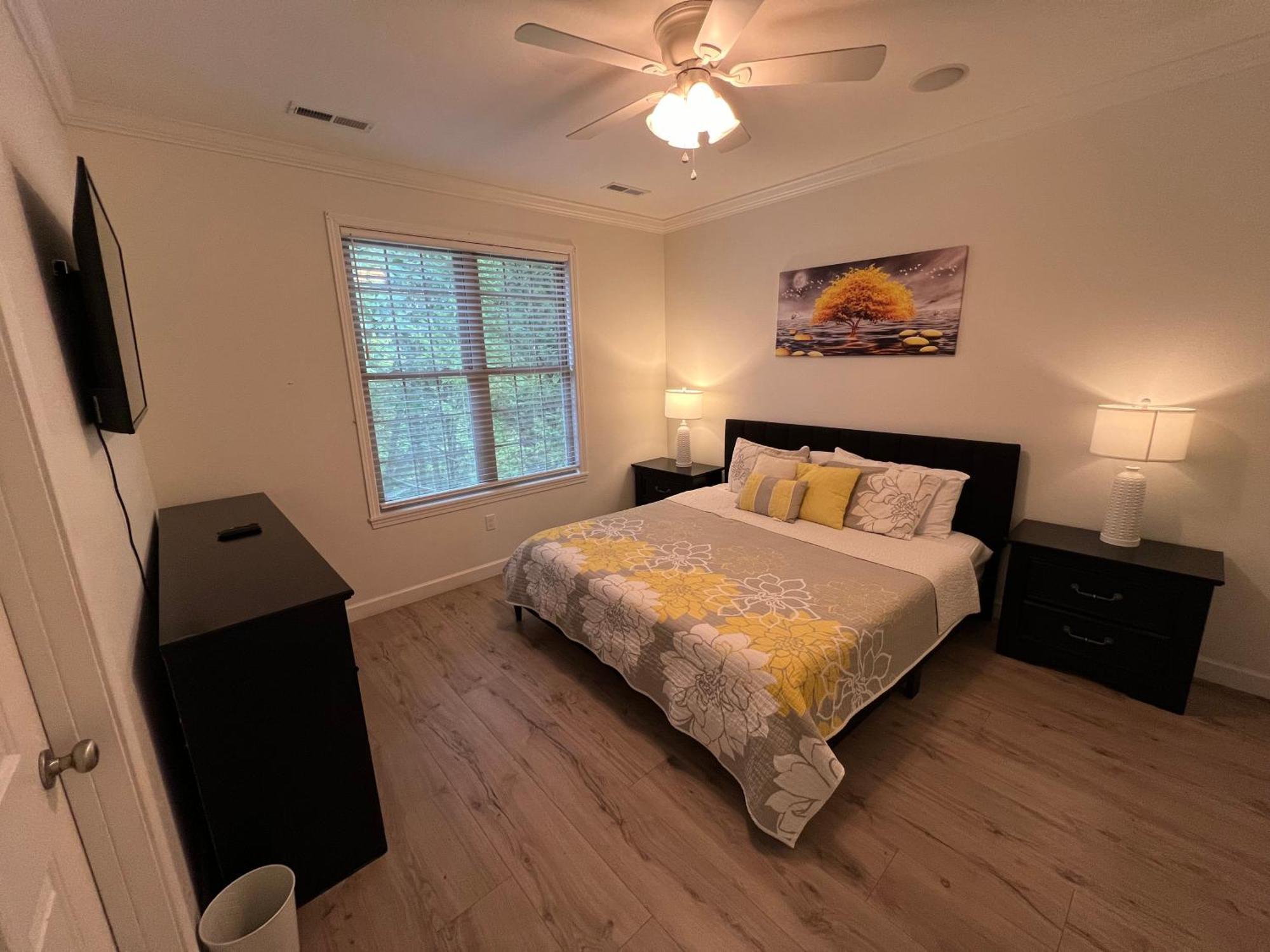 Holiday home Escape To The Estate At Mill Creek Luxury 5bed With Private Pool Hot Tub Game Fire Pit Pigeon Forge