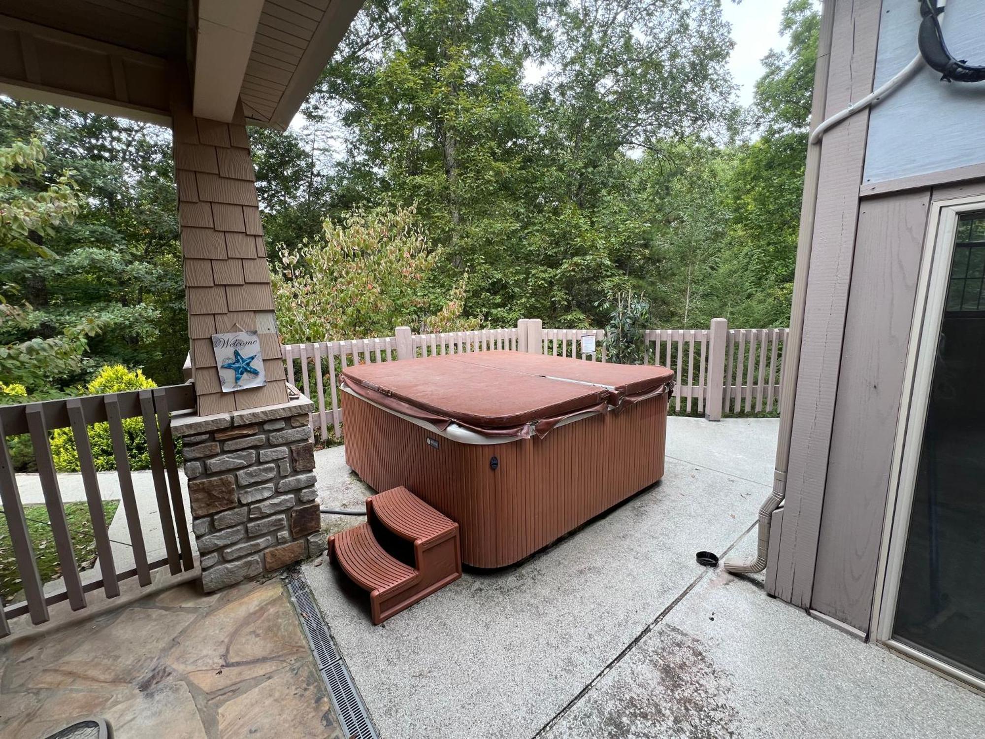 Escape To The Estate At Mill Creek Luxury 5bed With Private Pool Hot Tub Game Fire Pit * Pigeon Forge