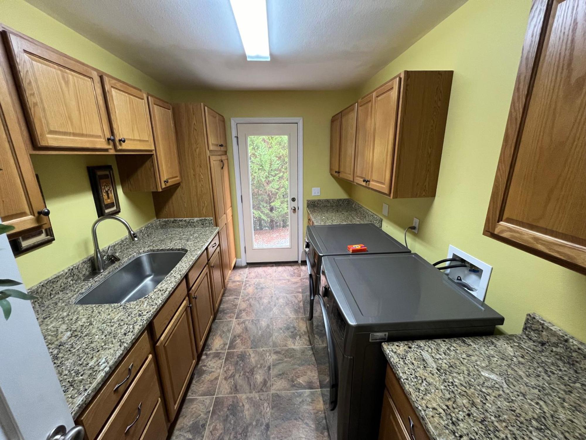 Holiday home Escape To The Estate At Mill Creek Luxury 5bed With Private Pool Hot Tub Game Fire Pit
