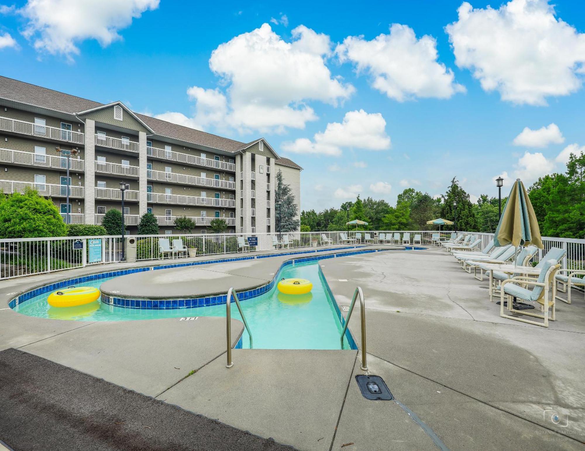 Ah-mazing! Whispering Pines 532 Apartment *