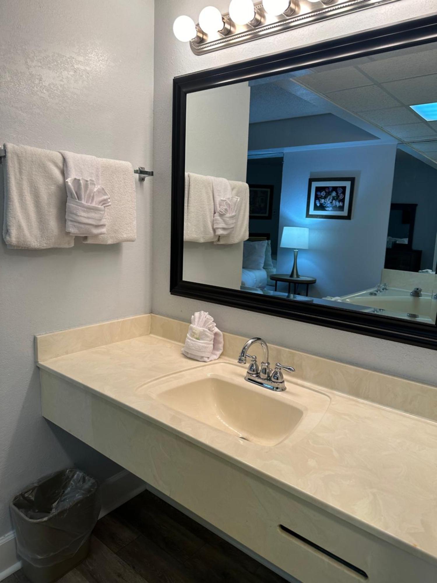 River Place #409 1bd, 2bath Holiday home Pigeon Forge