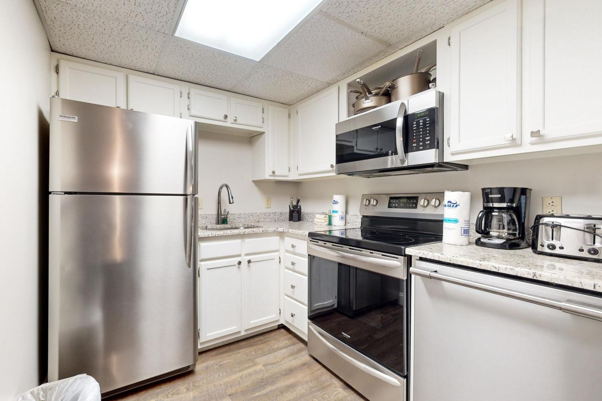 River Secret & River Hideout Apartment Pigeon Forge