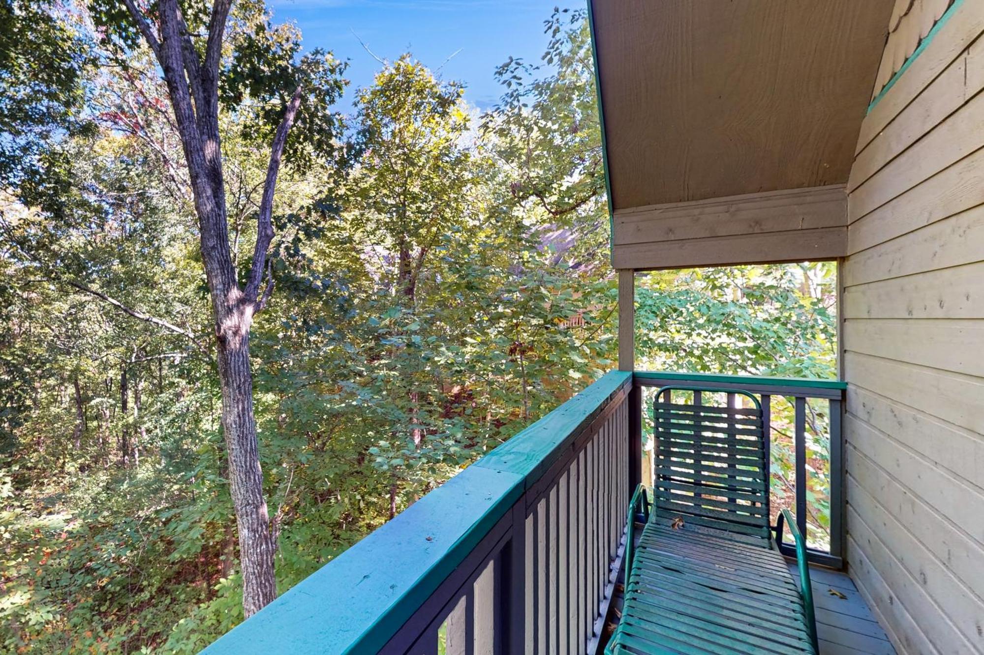 Big Bear Hug Cabin Holiday home *