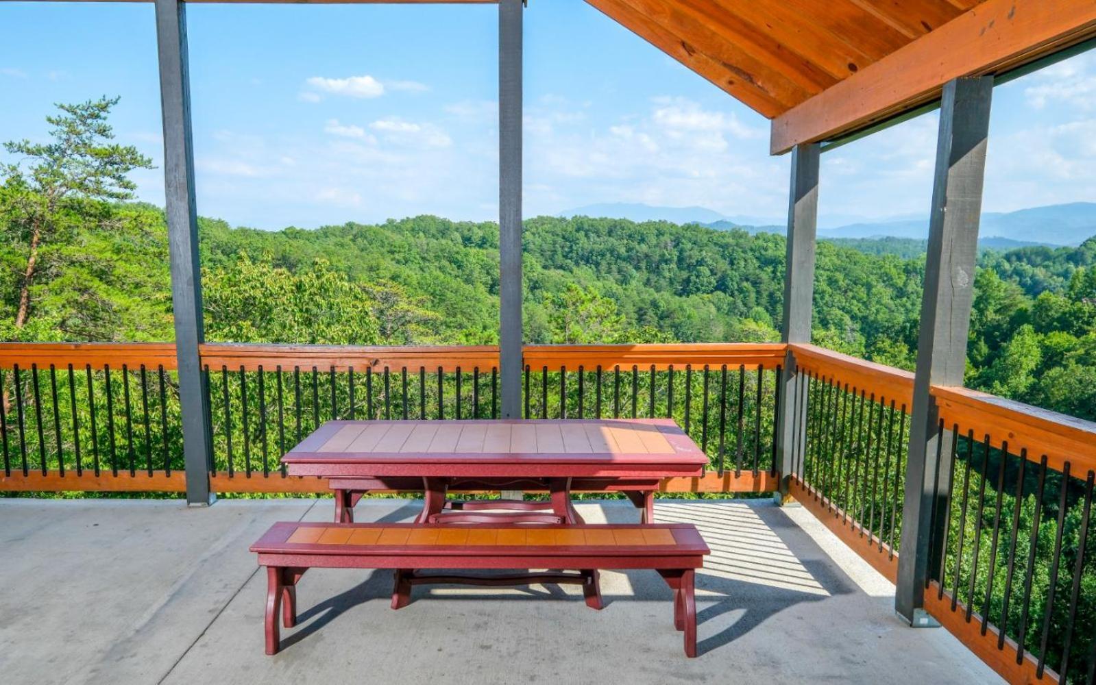 Hibernation Retreat * Pigeon Forge